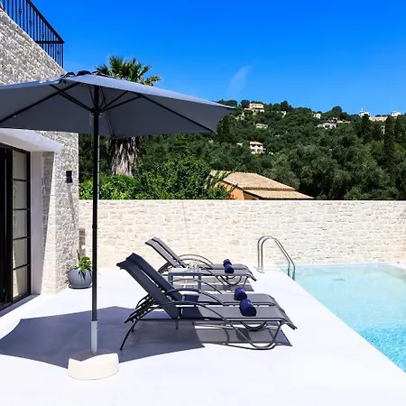 Antonis House Villa *